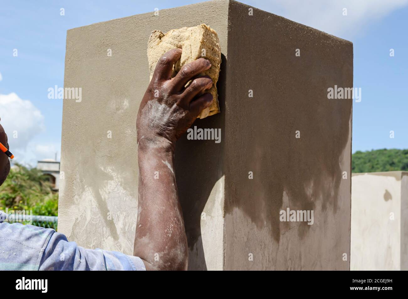 Mur de béton lisse de Workman Banque D'Images