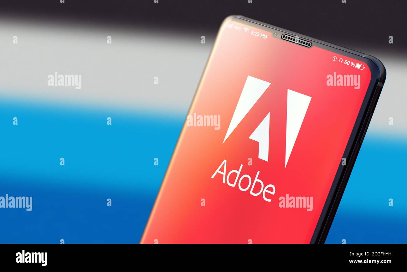 KIEV, UKRAINE-JUIN, 2020: ADOBE. Studio Shot de Smart Phone avec l'application Adobe Mobile sur le flou arrière. Banque D'Images