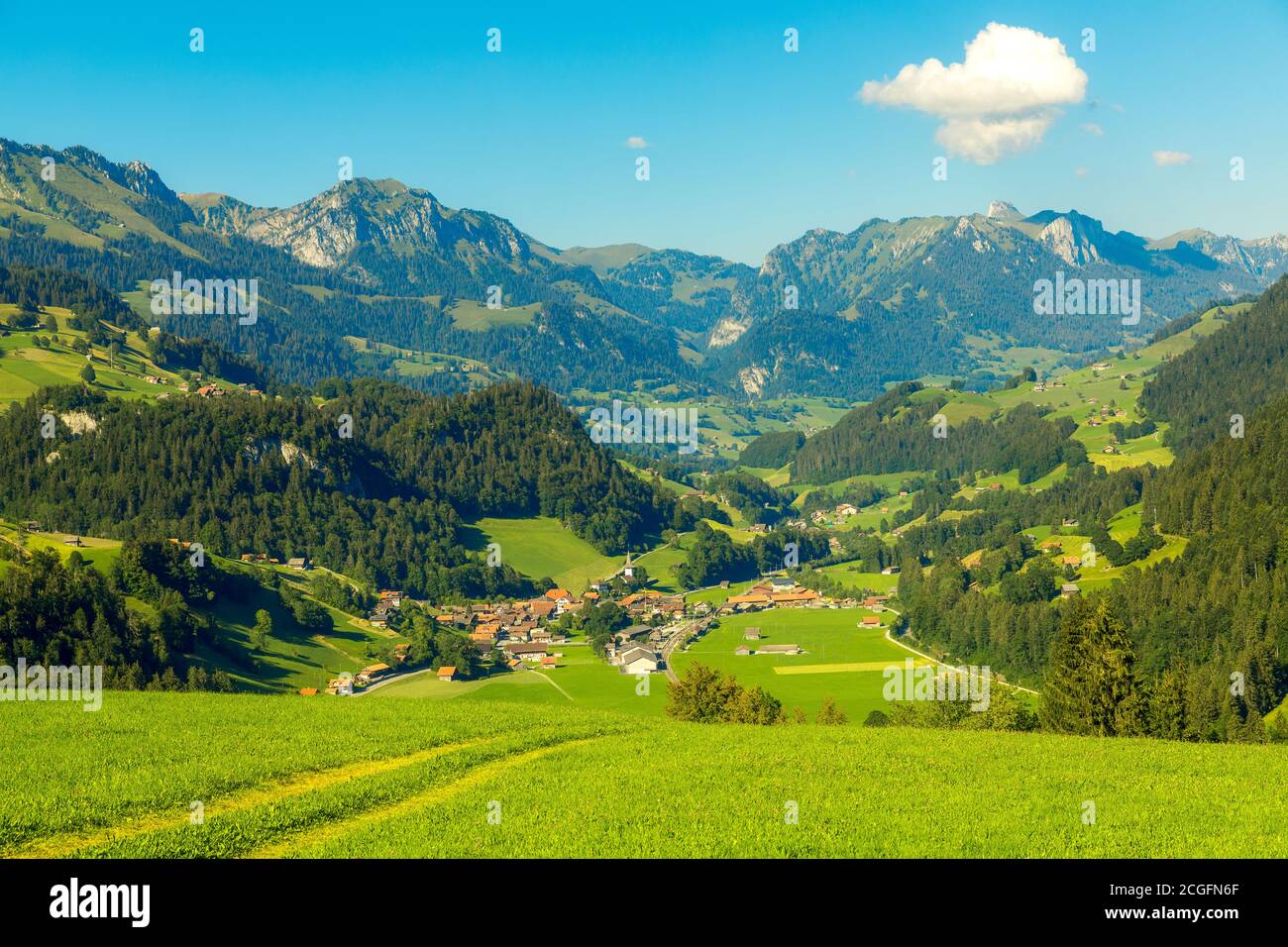 Boltigen est une commune suisse du canton de Berne, située dans le district administratif d'Obersimmental-Saanen. Banque D'Images