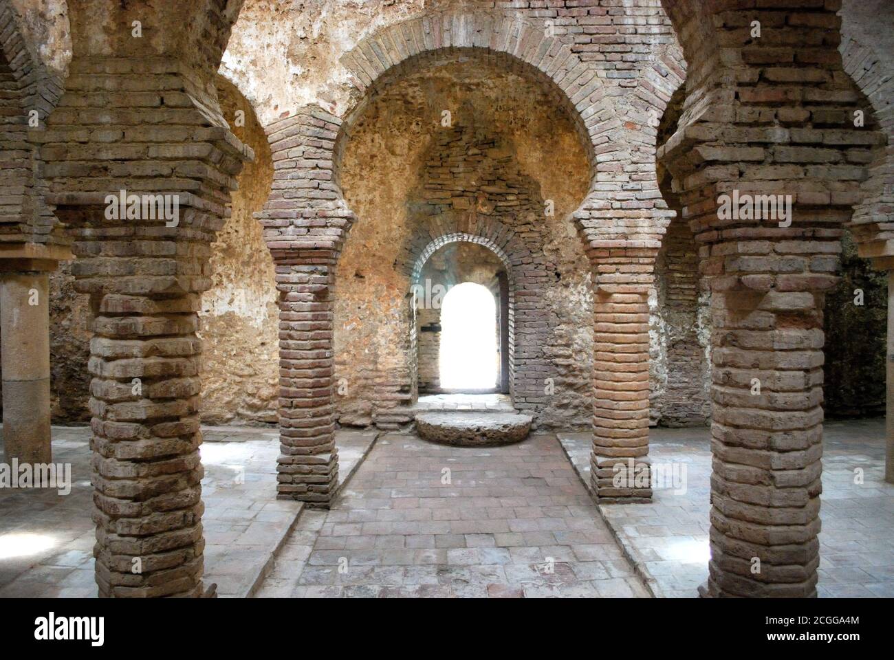 Colonnes à l'intérieur des bains arabes, Ronda, Malaga province, Andalousie, Espagne, Europe, Banque D'Images