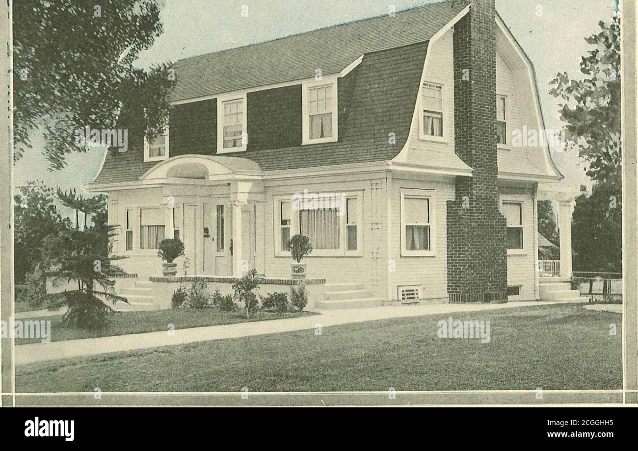 . Accueil suggestions de plan . mm Kitgo - RWGE K-Oxia-tf- Doxie-a Poo D-6X60 LivlM. JB-crxzscr I. o 1 1 1 Lioor Ten -,—DRT —36-0— TEKRACE ■ POCH ISMCE, FL&ST^ =^FL0£ 1 DEDGIR - 13-3 X X X X X X X X X X X X X X X X 5 X X X X X X X X X X X X X X X X X X X X X X X X X X X X X X X X X X X X X X X X CONFORTABLE MAISON COLONIALE HOLLANDAISE, il ya quelque chose au sujet de ce tyoe de la maison qui attire toujours.il donne l'impression de confort et de gaieté. Peut-être deux éléments importants dans ce résultat sont l'entrée coloniale de hos-pitable avec ses colonnes classiques et la hotte et la grande cheminée de brique menant à la cheminée ouverte.la basse grande terrasse menant à l'entrée est Banque D'Images