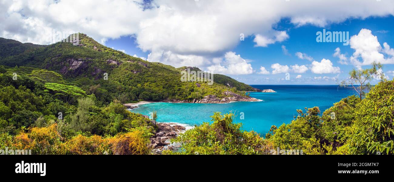 Anse Major Trail, surplombant la plage dans le parc national du Morne Seychelles, au large de l'Afrique dans l'océan Indien Banque D'Images