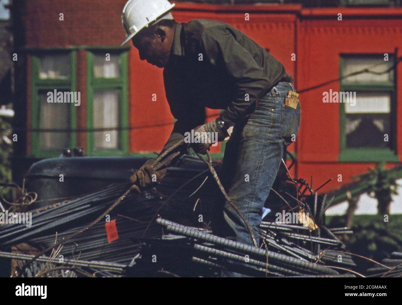 1973 Noir - Travailleur de la construction à côté du sud de Chicago, 10/1973 Banque D'Images