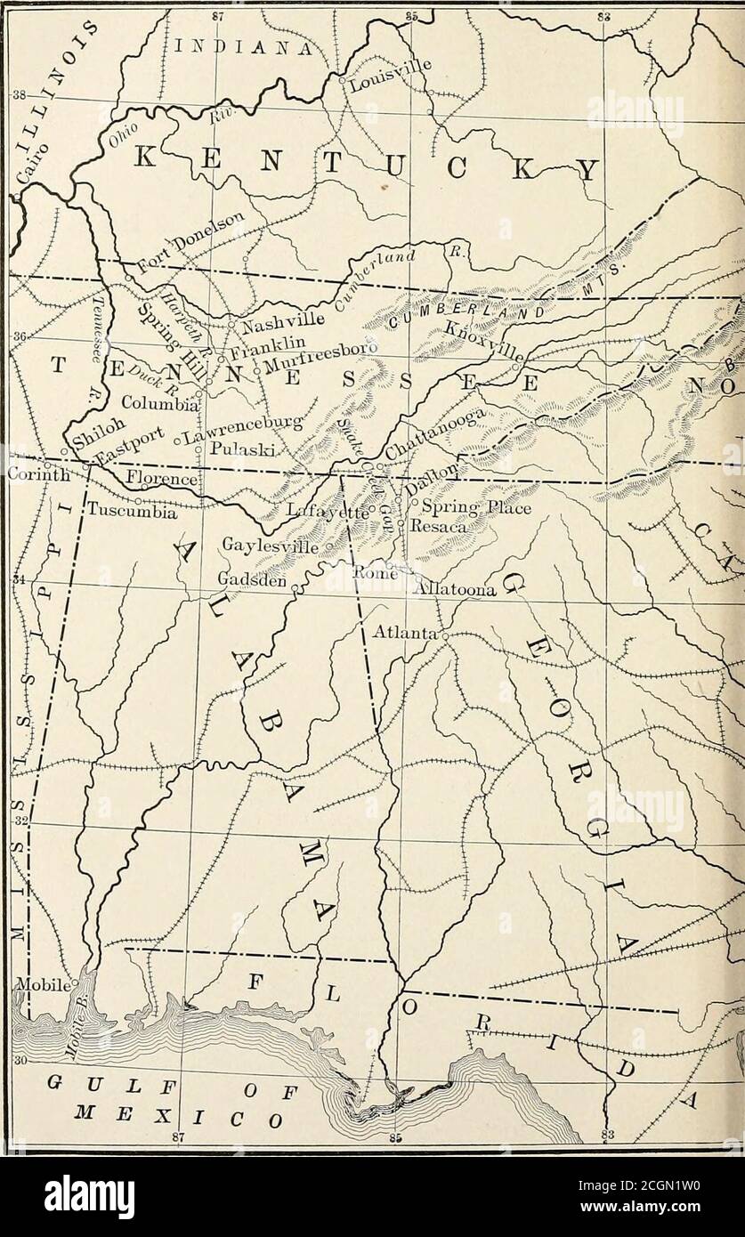 . La vallée du Mississippi dans la guerre civile . roi d'une position défensive forte à l'ouest de Kesaca. Shermans commet une erreur en ne suivant pas les conseils de Thomass et en envoyant Thomashimself, avec ses 60,000 hommes, par SnakeCreek Gap, au lieu de McPherson. Il aurait été difficile pour Johnston d'éviter une prise de vue avec Thomas, au cours de laquelle McPhersonand Schofield, avec 40,000 hommes, aurait pu être projeté sur son arrière, réalisant sa destruction. Une telle chance, comme Sherman le dit vraiment, ne se produit pas deux fois dans une vie, et le wily Johnstonpris bon soin qu'il ne devrait pas être à nouveau offensé Sherman. Banque D'Images