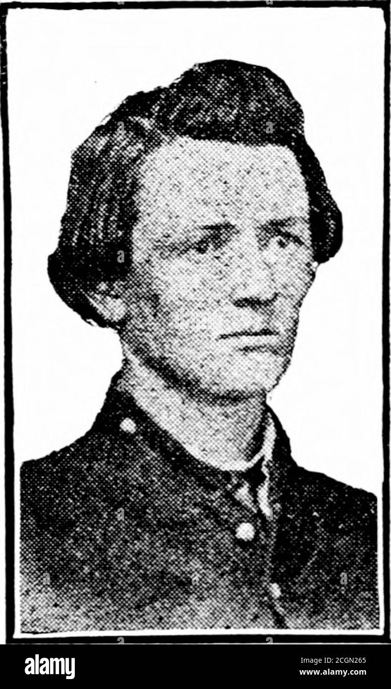 . Les histoires d'Elwood de l'ancienne Cavalerie Ringgold, 1847-1865 [ressource électronique] : la première cavalerie de trois ans de la guerre civile : avec introduction par le Rév. H.H. Ryland . sa bouche ne s'éteindra pas. La compagnie a campé cette nuit-là sur la colline au-dessus du champ de Moore. Le 9 mai, l'écrivain, avec quelques autres sous H. A. Myers, est allé sur un scout à Petersbourg et le fossé du Groenland, et de retour au camp dans le soir beforedak, un dur jours de marche de quarante-huit miles. Quand il a été démis à Moorefield, il a été rapporté que le général J. D.Imboden était en route vers cet endroit avec une force de quarante-cinq cents hommes. Banque D'Images