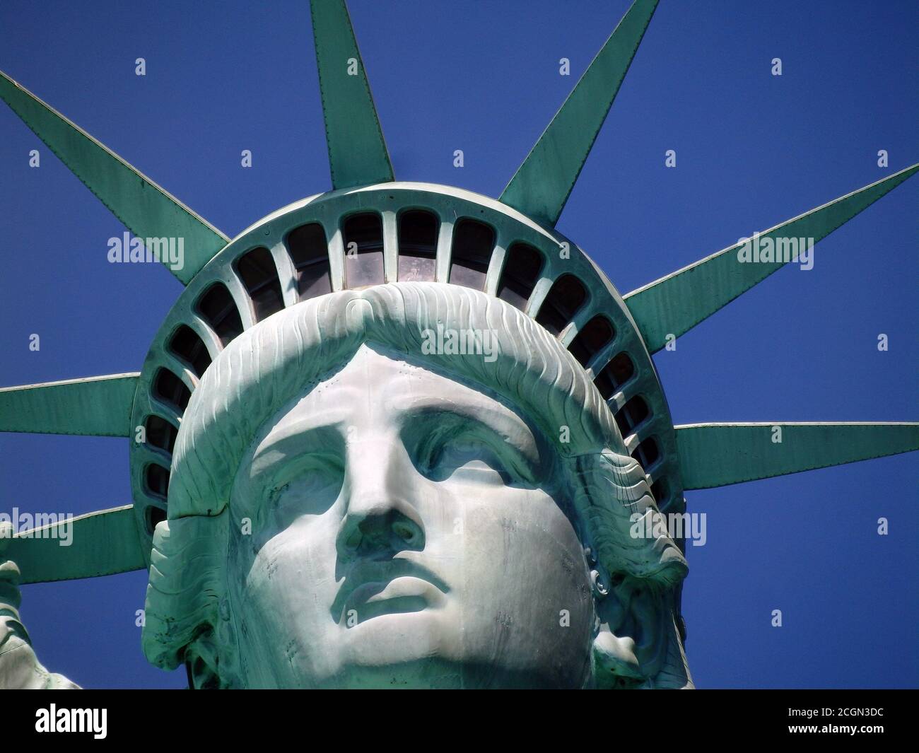 Gros plan sur la face et la couronne du monument national de la Statue de la liberté, New York City, États-Unis Banque D'Images