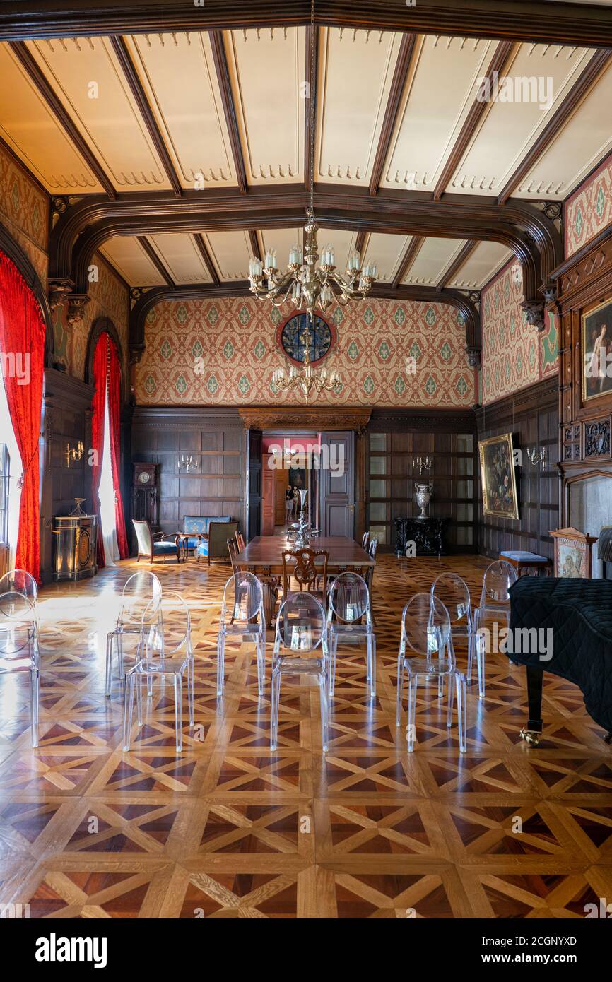 Intérieur du musée du palais Herbst à Lodz, Pologne, Big Hall (salle de danse, salle de bal) dans une résidence du XIXe siècle Banque D'Images