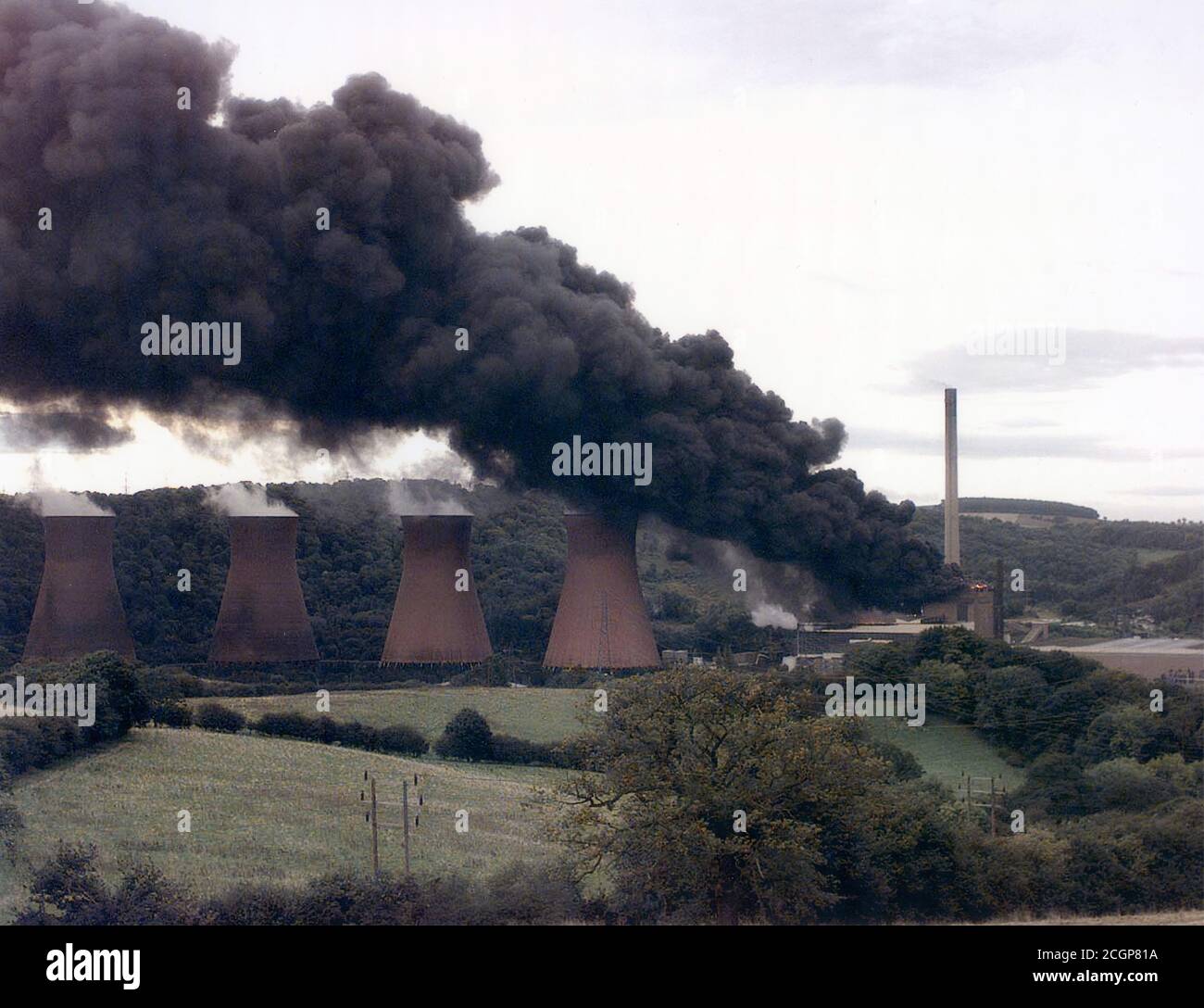 Incendie de hall d'éolienne de la centrale électrique d'Ironbridge le 10 octobre 1998 Banque D'Images