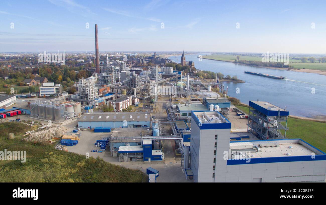 Vue aérienne de l'industrie oléopchimique à Emmerich am Rhein Allemagne Banque D'Images