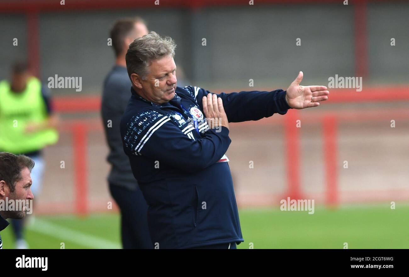 John Yems, directeur de Crawley, lors du match de la Carabao Cup entre Crawley Town et Millwall au People's Pension Stadium , Crawley , Royaume-Uni - 5 septembre 2020 - usage éditorial uniquement. Pas de merchandising. Pour les images de football, les restrictions FA et Premier League s'appliquent inc. Aucune utilisation Internet/mobile sans licence FAPL - pour plus de détails, contactez football Dataco Banque D'Images