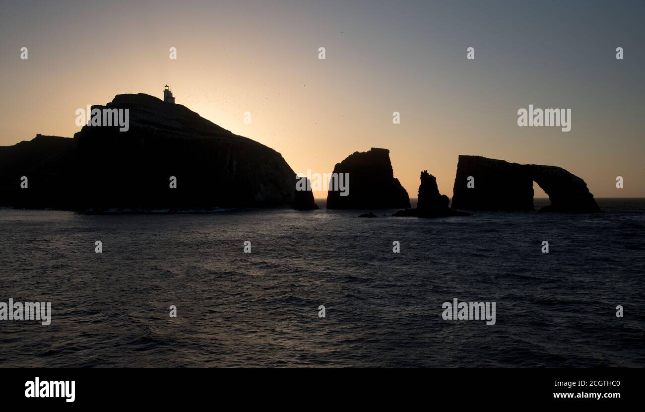 Arche de l'île d'Anacapa au parc national et national des îles Anglo-Normandes Sanctuaire marin Banque D'Images