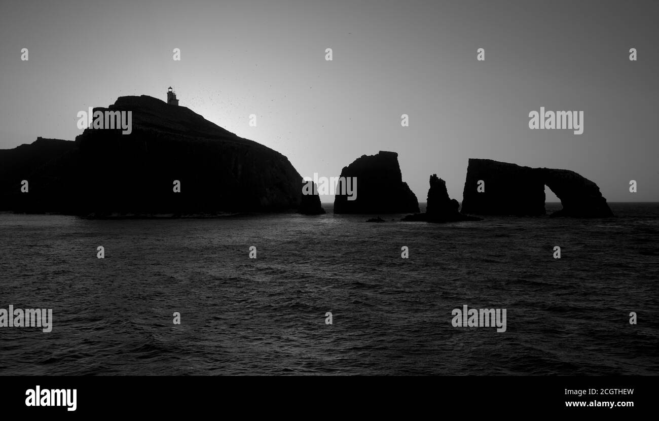 Arche de l'île d'Anacapa au parc national et national des îles Anglo-Normandes Sanctuaire marin Banque D'Images
