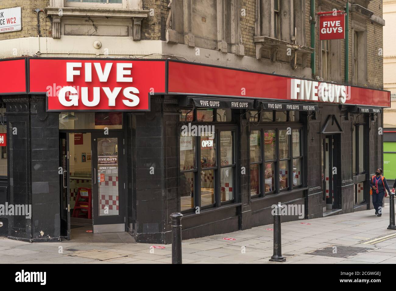 Restaurant Five Guys sur le Strand. Londres Banque D'Images