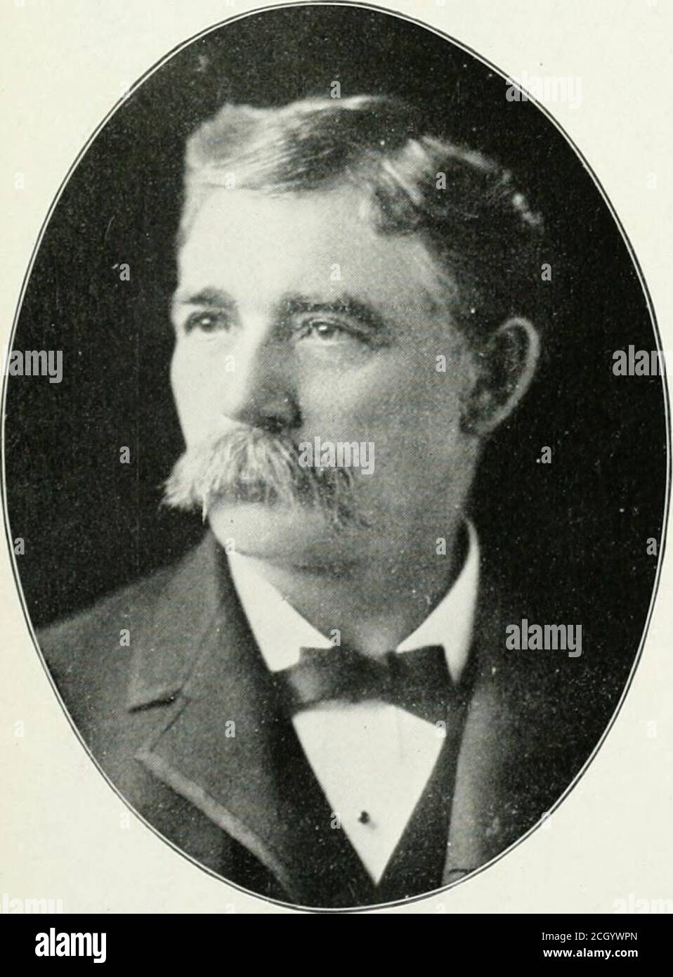 . Notable St. Louisans en 1900; une galerie de portraits d'hommes dont l'énergie et la capacité ont largement contribué à faire de St. Louis la métropole commerciale et financière de l'Ouest, du Sud-Ouest et du Sud . SAMUEL M. LEDERER, PRÉSIDENT, PICKEL STONE CO. GORDON C. MCNEIL, SEC. & TREAS. PLUMRIDGE & MCNEIL FOURNIT DES FOURNITURES POUR LES CONSTRUCTEURS DE MATÉRIEL. Banque D'Images