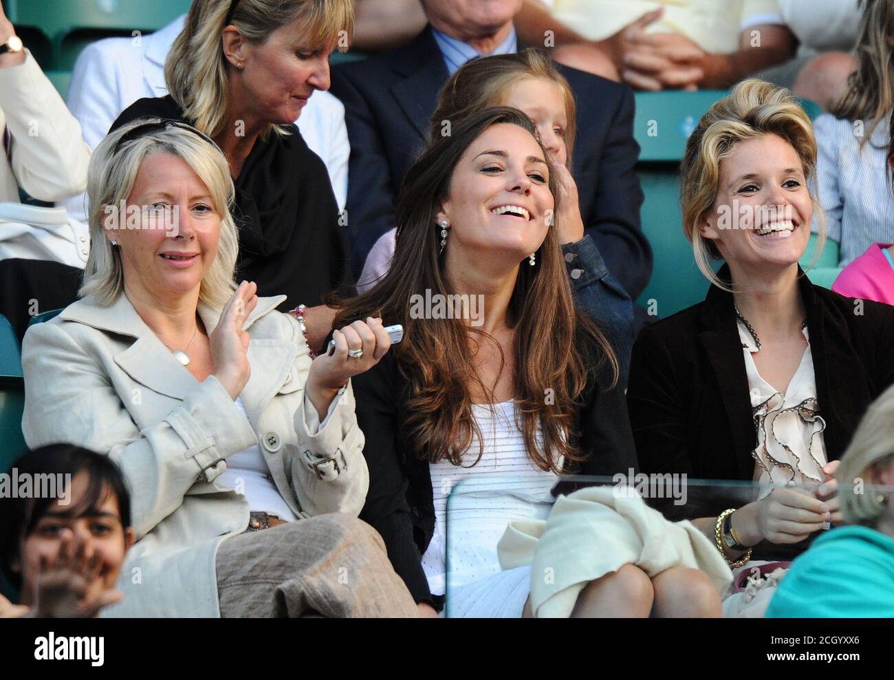 Catherine Middleton et ses amis. Championnats de tennis de Wimbledon, Londres. 28 JUN 2008 IMAGE CRÉDIT : © MARK PAIN /ALAMY STOCK IMAGE Banque D'Images