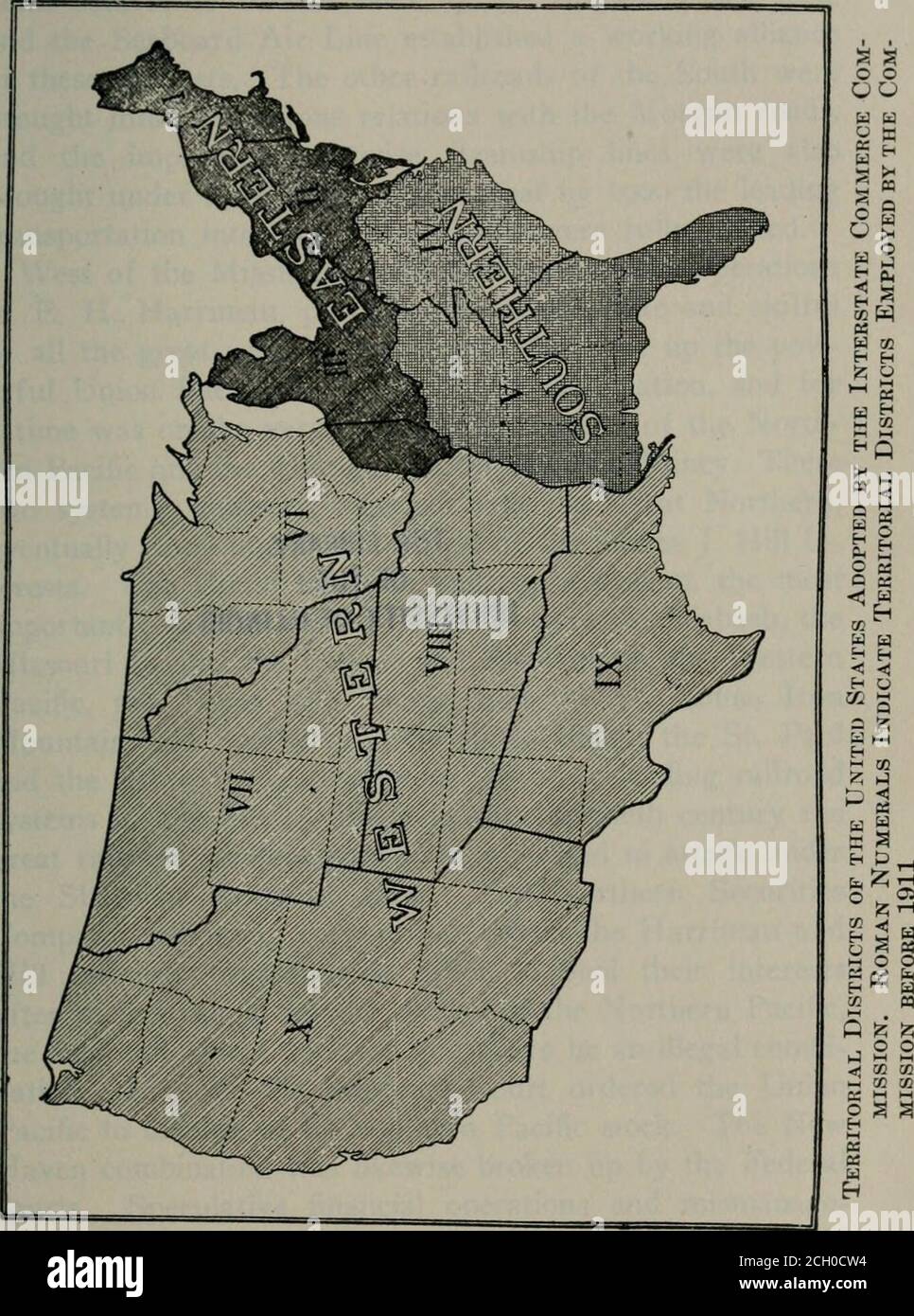 . Principes du transport ferroviaire . LA BIBLIOTHÈQUE DE L'UNIVERSITÉ DE L'ILLINOIS. LA BIBLIOTHÈQUE DU SYSTÈME FERROVIAIRE DE L'UNIVERSITÉ DE L'ILLINOIS AUX ÉTATS-UNIS 91 troll du système du Sud et de la ligne côtière de l'Atlantique, ce dernier contrôlant à son tour les Louisville et Nashville.le contrôle conjoint de petites lignes par la ligne de la côte atlantique et la ligne aérienne de la côte de la côte de la côte de la côte de la côte de la côte de la côte de la côte de la côte de la Les autres chemins de fer du sud ont été mis en relation harmonieuse avec les routes Morgan, et les importantes lignes de bateaux à vapeur en bord de mer ont été alsobunder sous le contrôle de chemin de fer, de sorte que d'ici 19 Banque D'Images