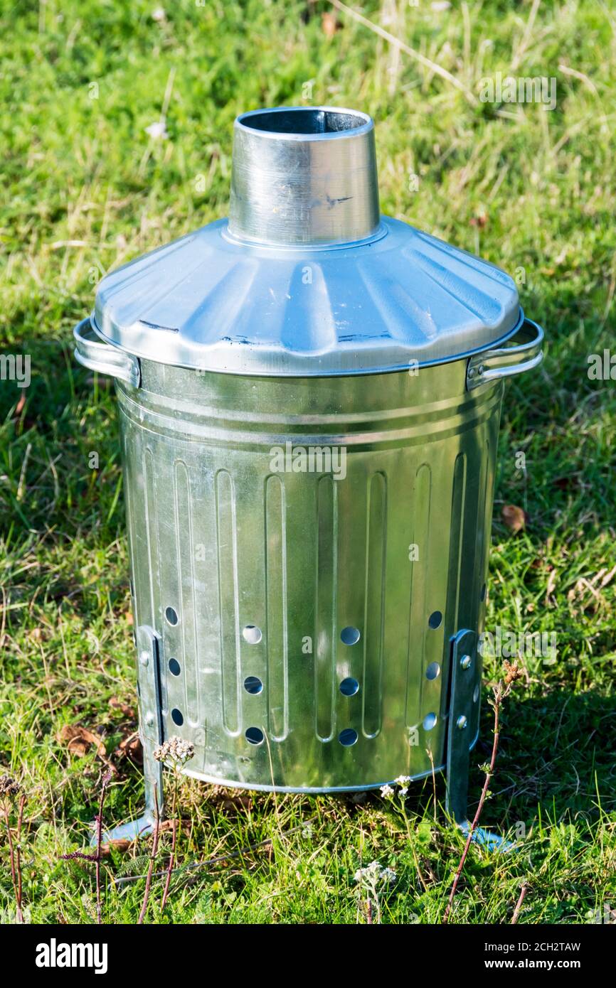 Nouveau petit incinérateur en acier galvanisé avec cheminée pour brûler