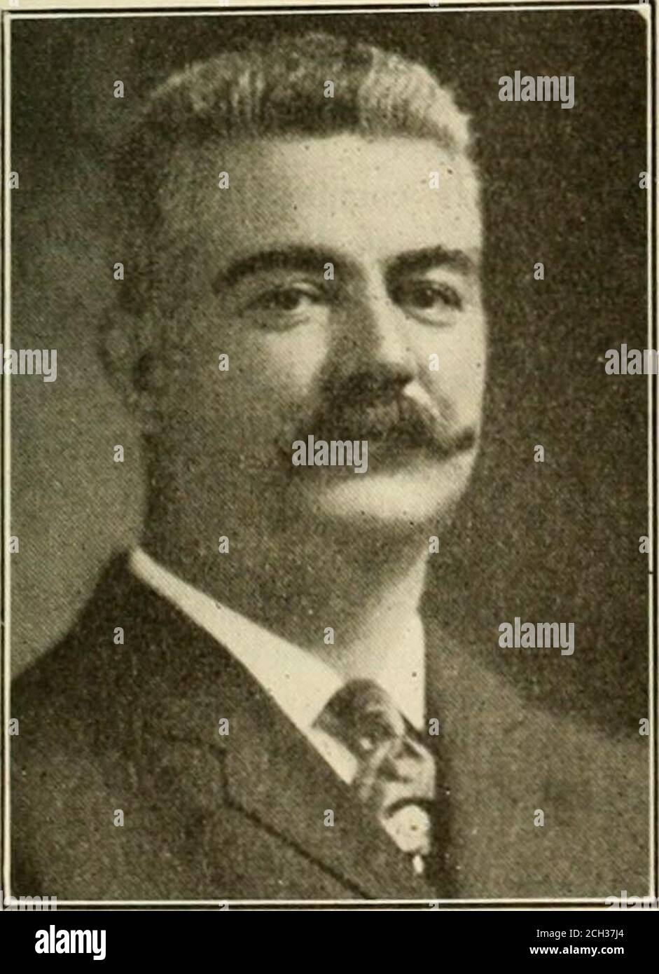 . Le génie ferroviaire et de locomotive : un journal pratique de la force motrice ferroviaire et du matériel roulant . était vendu 59 ans au moment de sa mort. Il a fait ses études dans les écoles publiques de Cleve-Land et est entré dans le service ferroviaire en 1871 en tant qu'apprenti machiniste dans les magasins de repaire du Cleveland, Columbus, Cincinnati et Indianapolis Railway. Hispaather, Thomas Walsh, était un ingénieur locomoteur qui s'est levé pour devenir un chef d'ingénierie et était un célèbre manin de son époque, il était donc naturel pour theson de suivre les traces de ses pères. De l'apprenti machiniste Jameswent tir et en temps voulu de becameENGINEER, Banque D'Images