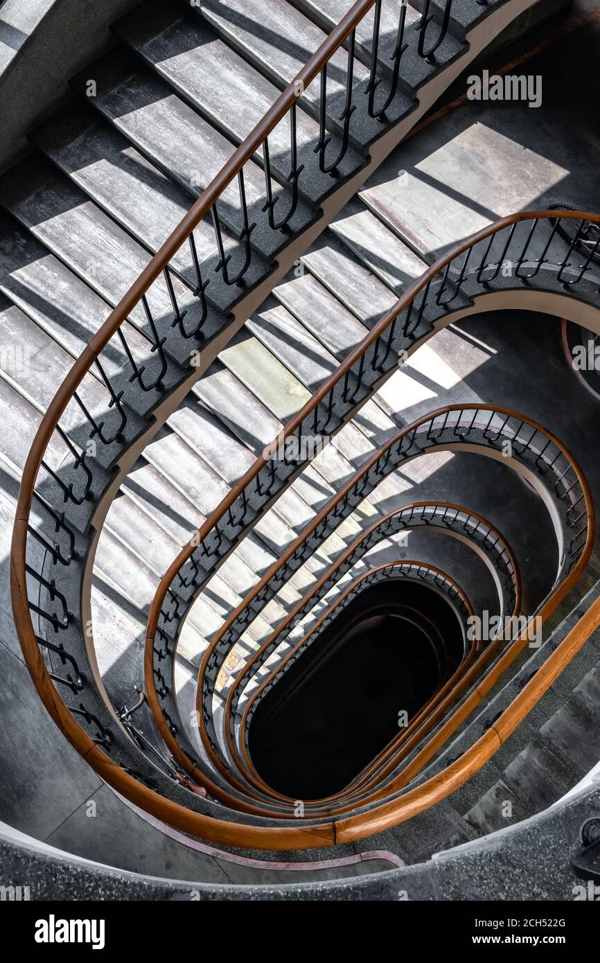 Vue sur l'escalier en colimaçon Banque D'Images