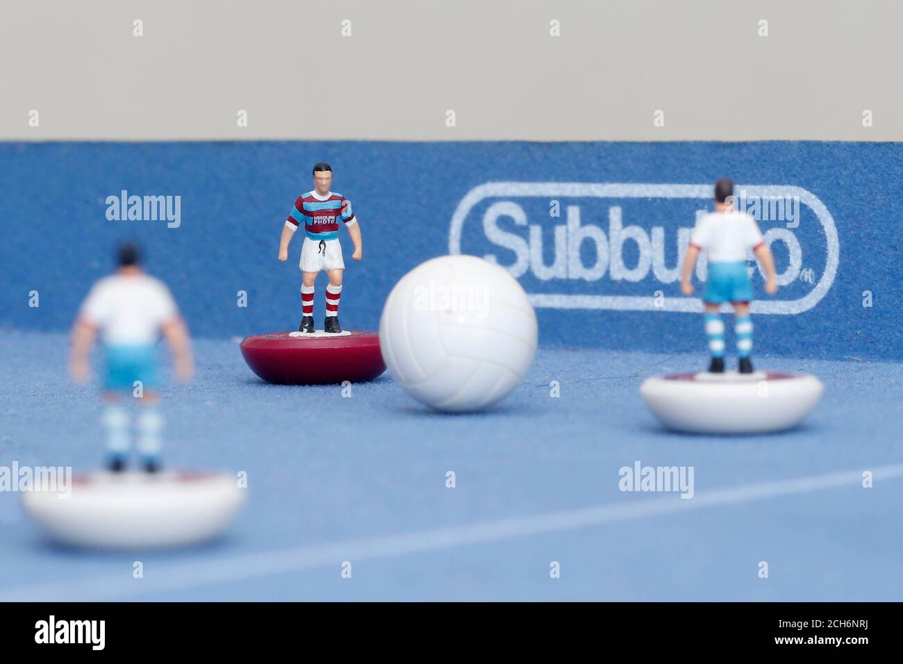 Lot De Pièces Vintage Subbuteo - Joueurs De Football (Angleterre, Portugal, West Ham...)