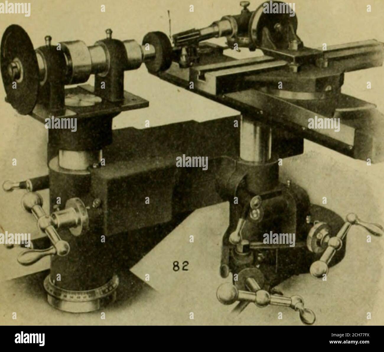 . Ingénieur américain et journal ferroviaire . FIGURE 10.—AFFÛTAGE D'UNE PETITE FRAISE. FIGURE 11.—AXE ET TRAVAIL RÉGLÉS POUR L'INSTALLATION. III (je miikh. 1904. AMERICAN ENGINEEB AND RAILROAD JOURNAL 175. NO 13. BHARP1 MM, DENTS D'EXTRÉMITÉ DE L'EXTRÉMITÉ W MIL.MM, CUTTEH. Banque D'Images