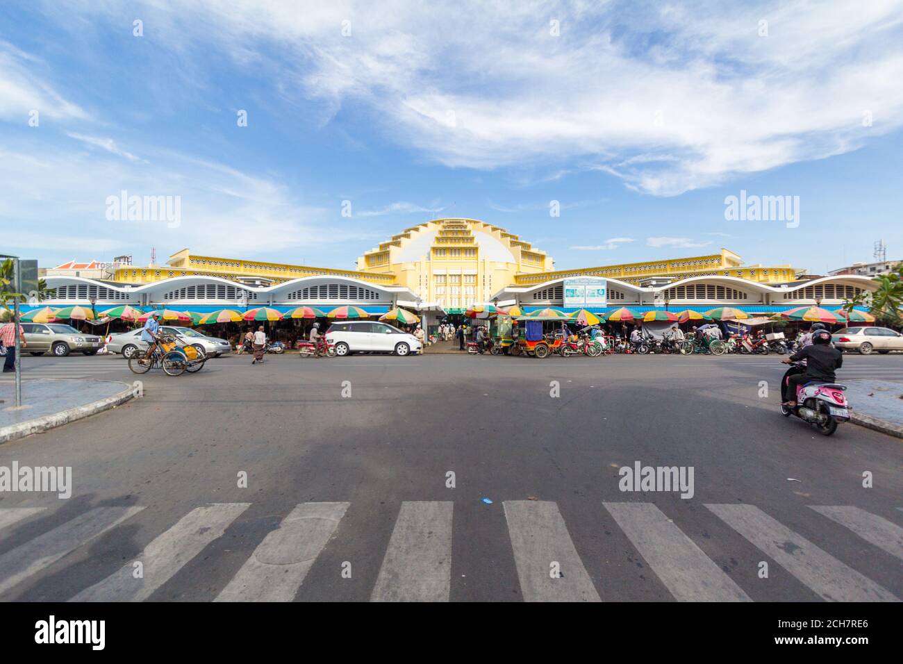 Le superbe marché central de style art déco à Phnom Penh Banque D'Images