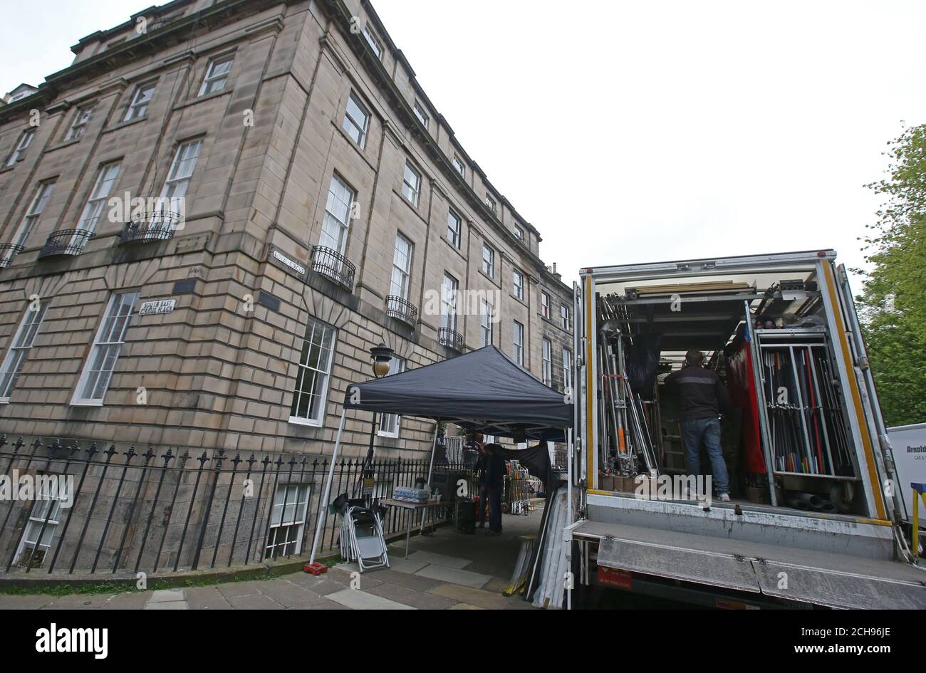 Vans sur place à Royal Circus pour le film Trainspotting 2 qui est actuellement tourné à Édimbourg. Banque D'Images