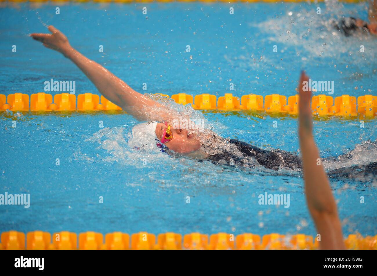 Hannah Miley, en Grande-Bretagne, participe à la demi-finale féminine Medley de 200 m pendant le dixième jour des championnats d'athlétisme européens au London Aquatics Centre, à Stratford. Banque D'Images