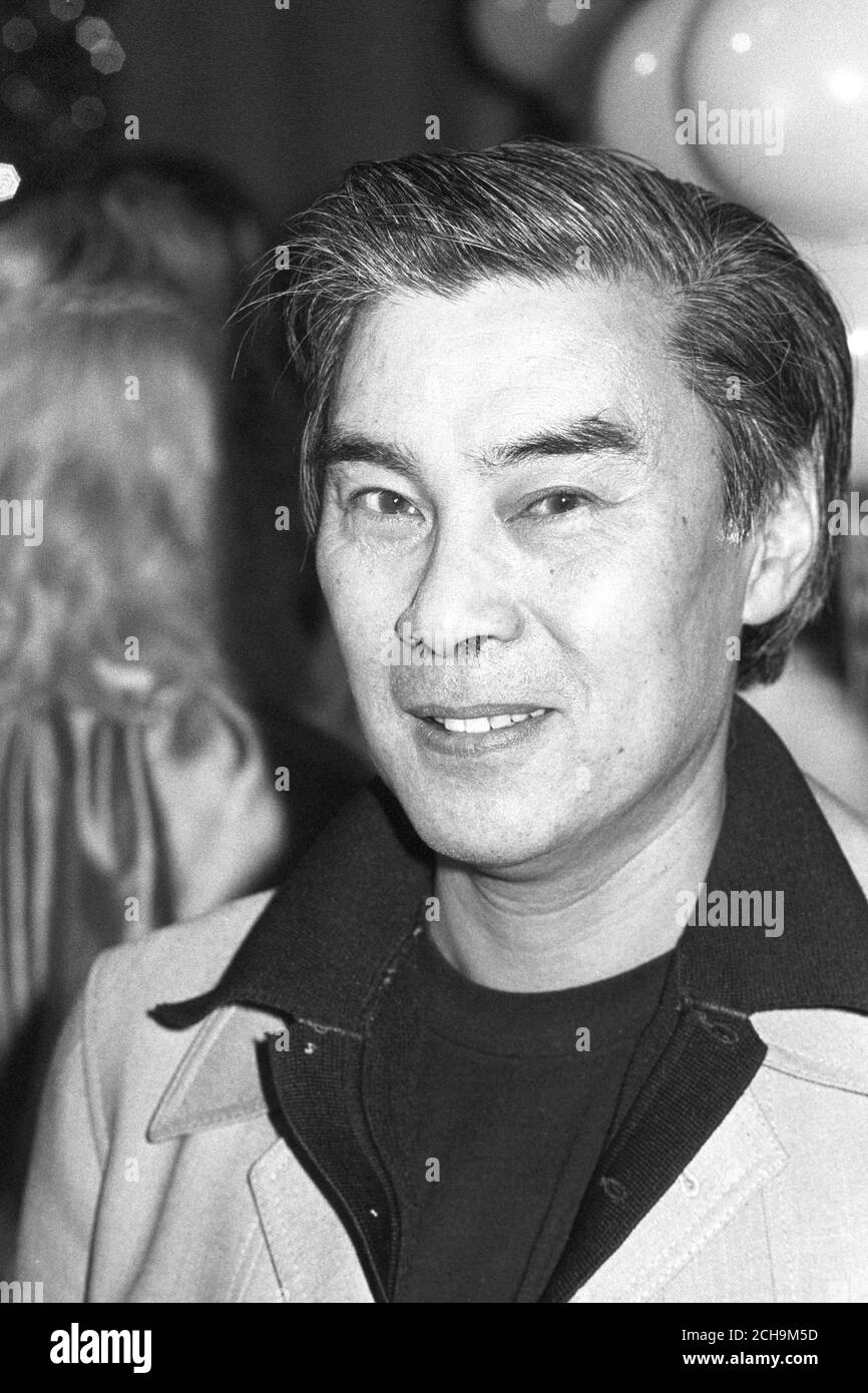 Burt Kwouk, 53 ans, l'acteur né à Manchester qui a grandi à Shanghai. Il est apparu dans de nombreux spectacles et films, y compris le Charlie Drake TV Show et les films Pink Panther. Banque D'Images