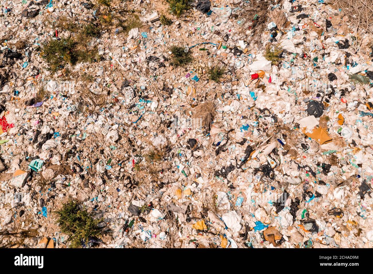 Vue aérienne de la décharge de déchets de drone pov, élimination des déchets Banque D'Images
