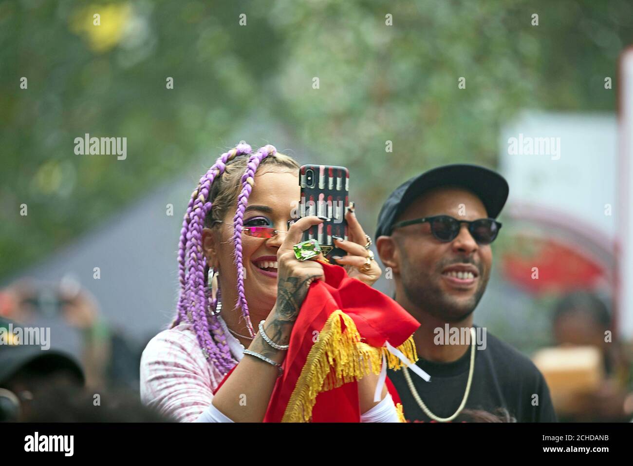 USAGE ÉDITORIAL EXCLUSIF Rita ora à Casa BACARD&Atilde;&ordf; à Powis Square Stage, Notting Hill Carnival, Londres. Banque D'Images