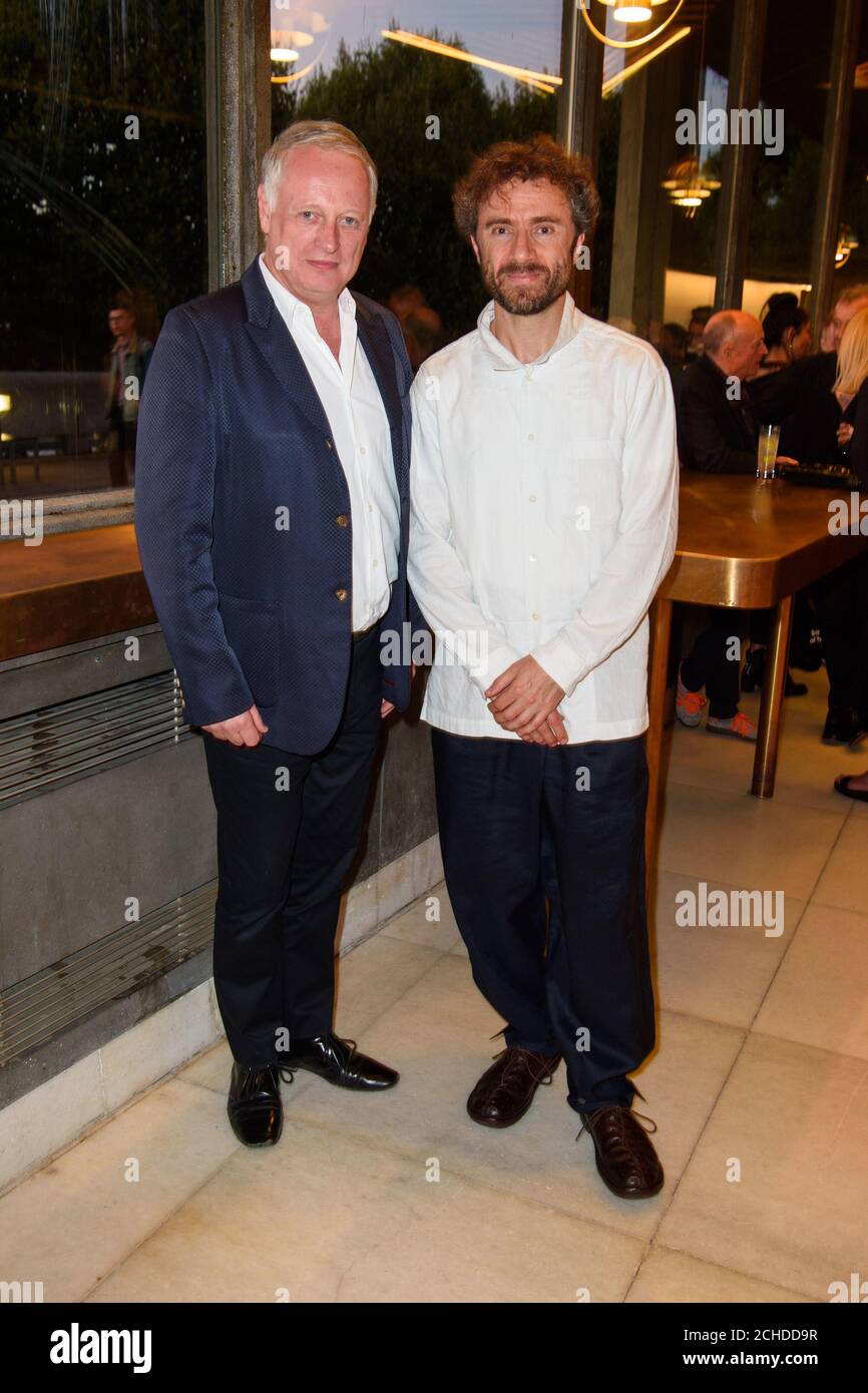 (De gauche à droite) Ben Evans, directeur du London Design Festival, et Thomas Heatherwick, designer, ont assisté à la présentation des London Design Medals à la British Land Celebration of Design 2018, au Queen Elizabeth Hall, Southbank Centre à Londres. Banque D'Images