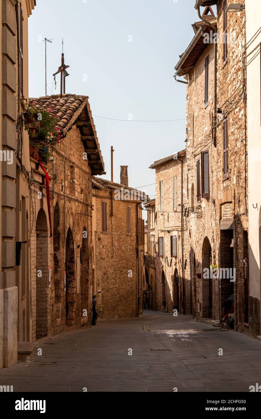 Un aperçu des ruelles de la bourgonne de Spello, Ombrie - Italie Banque D'Images