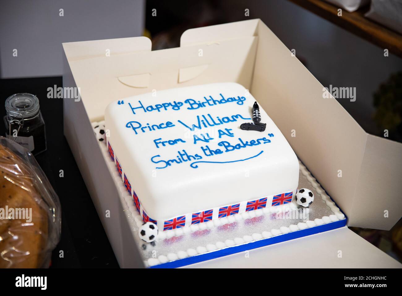 Prince William Royal Cake Banque D Image Et Photos Alamy