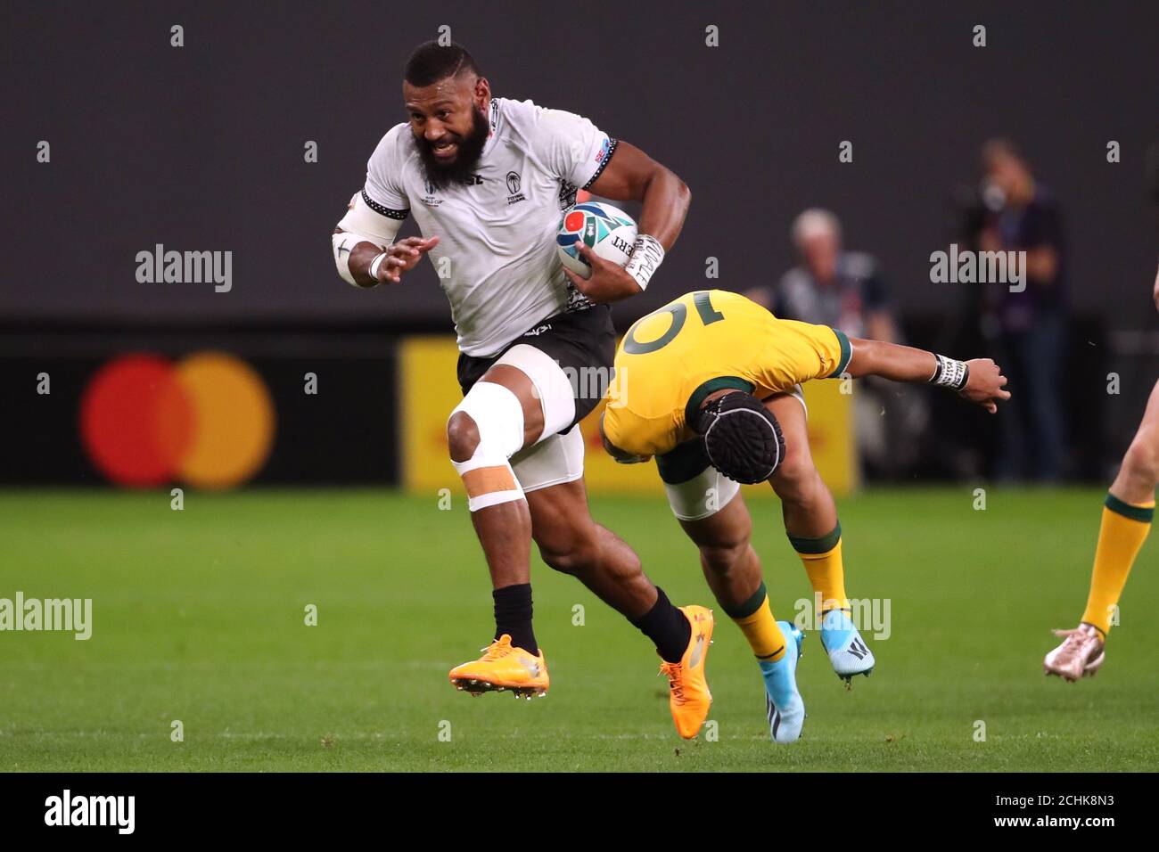 Rugby Union Coupe Du Monde De Rugby 19 Pool D Australie V Fidji Sapporo Dome Sapporo Japon 21 Septembre 19 Waisea Nayacalevu De Fidji Marque Leur Deuxieme Essai Reuters Peter Cziborra Photo Stock Alamy