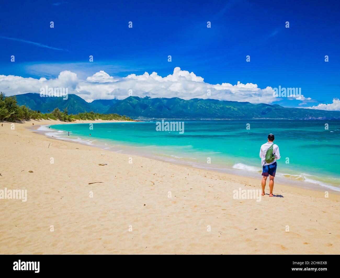 Baldwin Beach Park, belle et longue plage de sable blanc sur la rive nord de Maui Banque D'Images