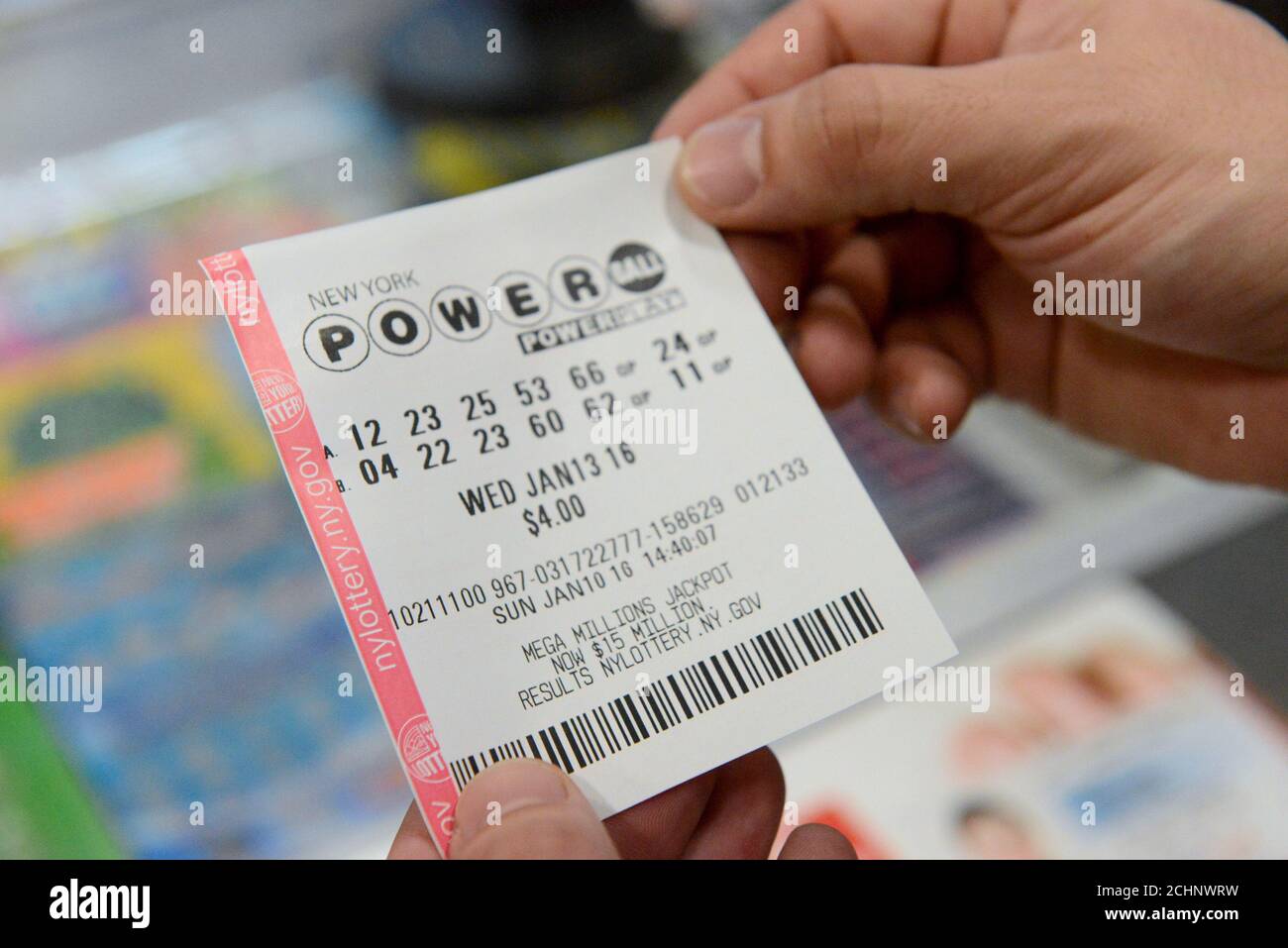 Powerball Ticket Banque D Image Et Photos Alamy