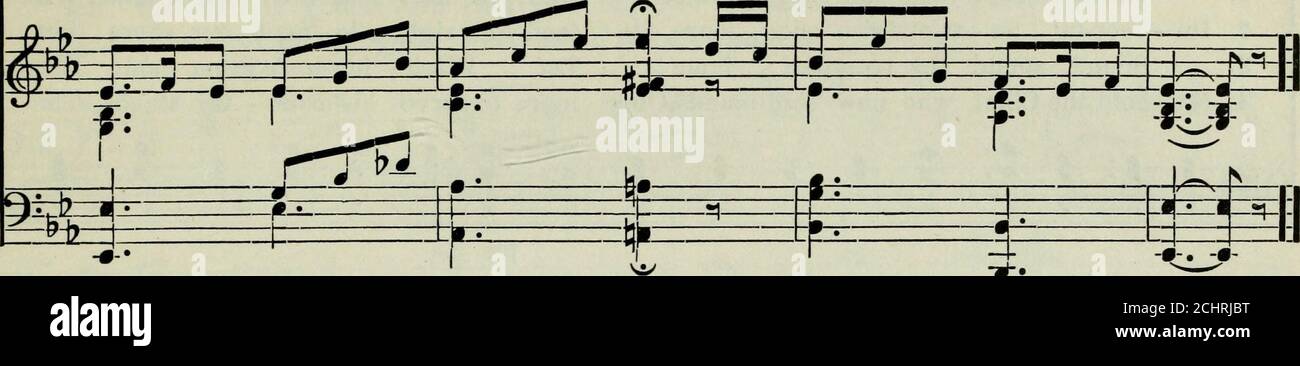 . Chansons que nous aimons chanter : une collection de chansons et hymnes familiers pour les écoles secondaires et les écoles normales et pour les assemblées . ^il=±=J^ :i=i: ^. /V t-- V—^ ^^^^^^ autour du RU cher - dans chaque souhait de mon cœur l’envirait - moi-même ver - dant-ly encore, le flux de soleil-er tourne sur son dieu, quand il se met, le même look qu’elle tourna quand il se leva. Lady John ScottAndante ANNIE LAURIE J^ .4 A—f ^^m^^&^^^^^^m Scotch i: ^:^-^!n- ^ P r 1. Max- wel - tonnes braes sont bon-nie, où oreille - et fas la rosée, et twas là que an-nie 2. Son front est comme la dérive de l'escarre, sa gorge est comme le cygne, son visage, il est Banque D'Images