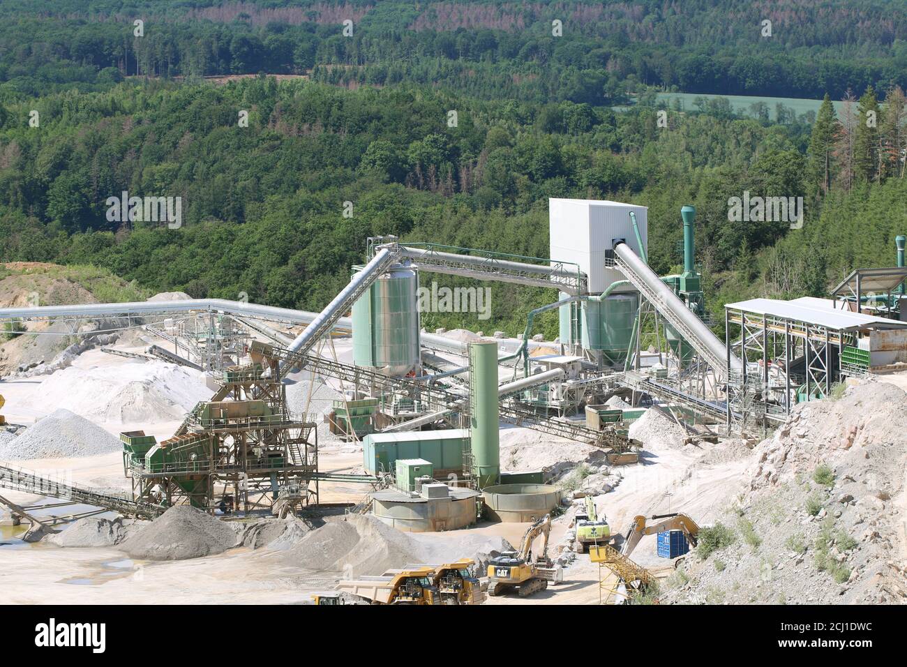 Dans une carrière de calcaire - usine de traitement, Allemagne, Rhénanie-du-Nord-Westphalie, pays aigre Banque D'Images