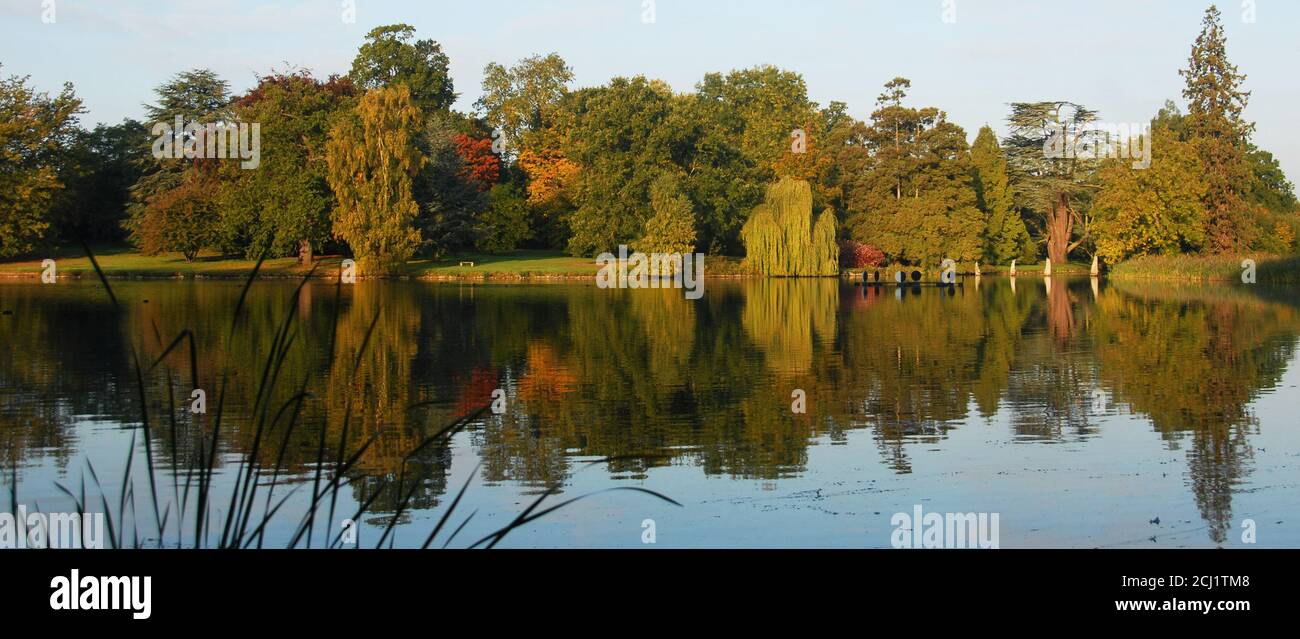 Panorama d'automne à Burghley Banque D'Images