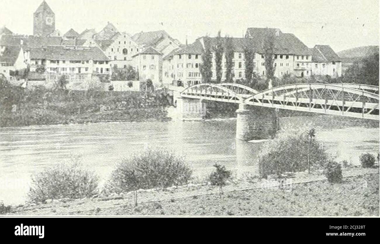 . Dictionnaire géographique de la Suisse; publié sous les auspices de la Société neuchâteloise de géographie, et sous la direction de Charles Knapp, Maurice Borel, caricaturiste, et de V. Attinger, éditeur, avec des collaborateurs de tous les cantons . Le Rhin à Sehalihouse. Evalués à 2050000 m3 sur tout le parcours de la Tardis-brûcke au lac. On ne peut se remédier à cette élévationconstante du lit du Rhin que par la correction termi- 147 — D. G. s. iv — 7 98 RDI RHI nale ou régularisation (Rheinregulierung), destination un élement plus rapide des eaux et à aug. i{ D X fflHtîiâjÔMi 1 f H Banque D'Images