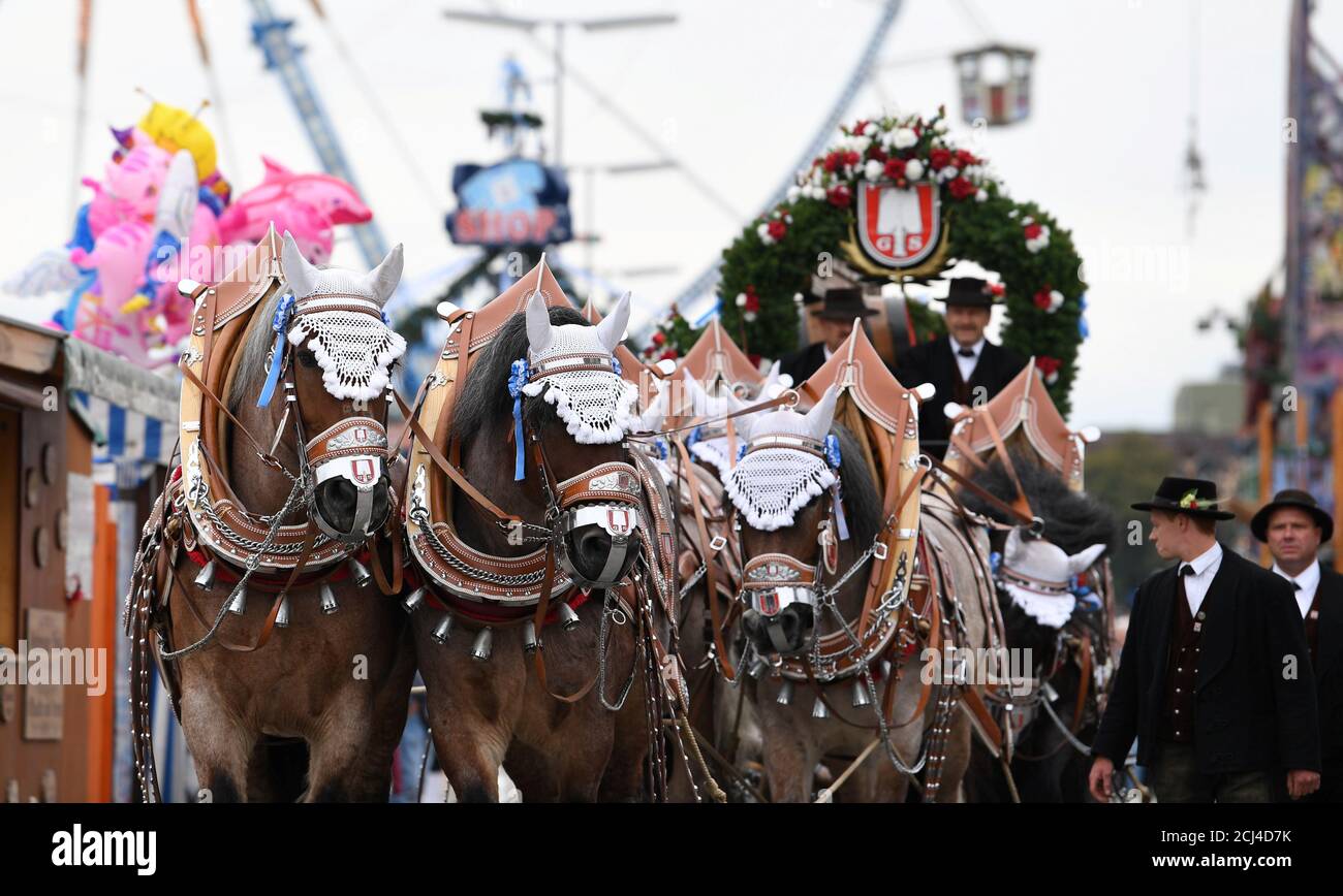 Le défilé annuel de l'Oktoberfest est photographié à Munich, en Allemagne, le 22 septembre 2019. REUTERS/Andreas Gebert Banque D'Images