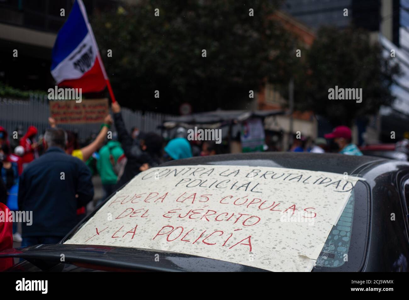 Les membres Sidicalistes des asociations de recyclage de Bogota manifestent dans avant du ministère de la santé pour les droits à avoir un travail et un ser de santé Banque D'Images