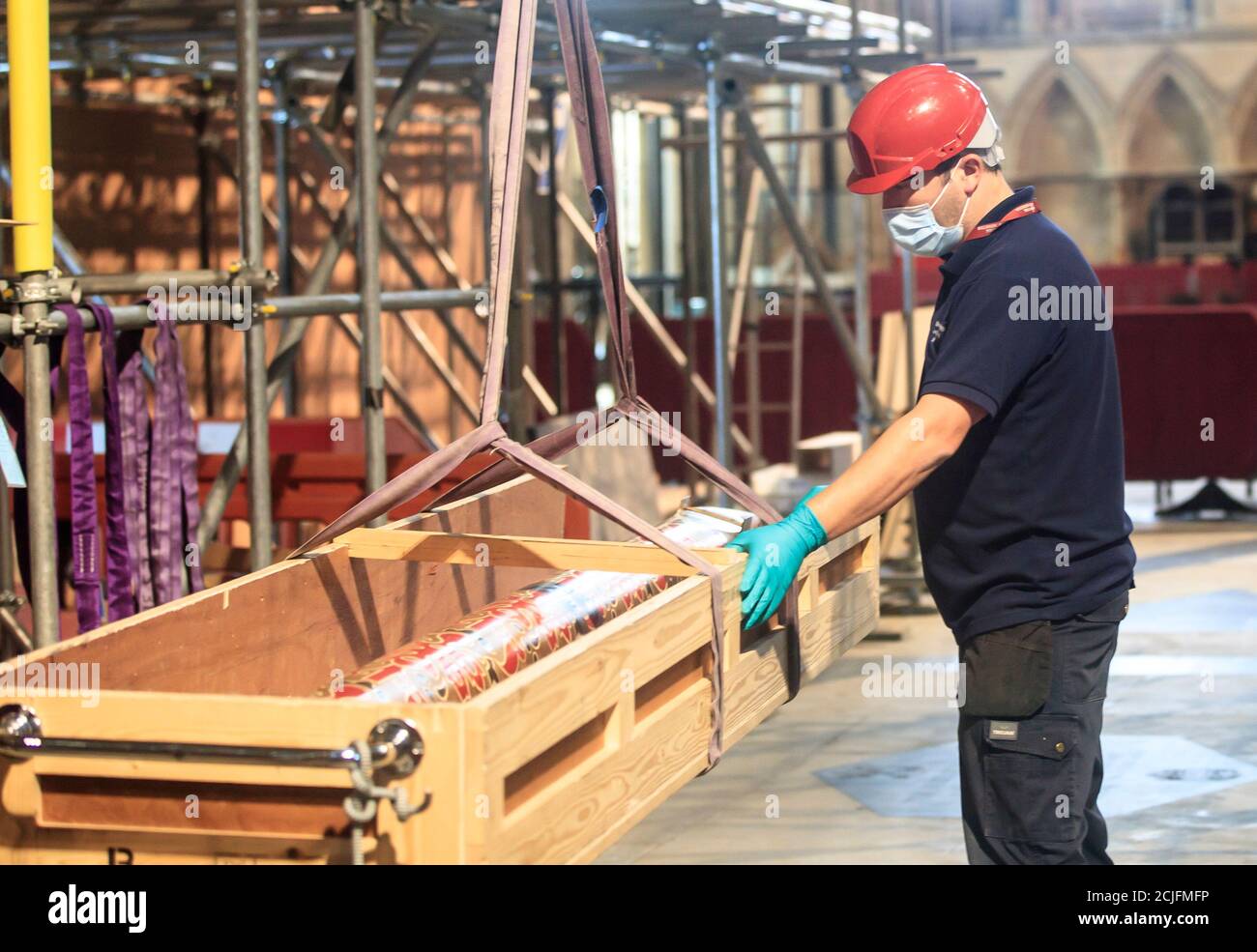 Un spécialiste d'organes de Harrison et Harrison commence à travailler sur la phase finale de la restauration du Grand Organ à York Minster. Les nouveaux tuyaux remplacent les originaux datant des années 1830 et ont été restaurés pour s'adapter à leur conception distinctive. Une fois terminé, la rénovation de deux ans permettra de diffuser de la musique à la cathédrale pendant les 100 prochaines années. Banque D'Images