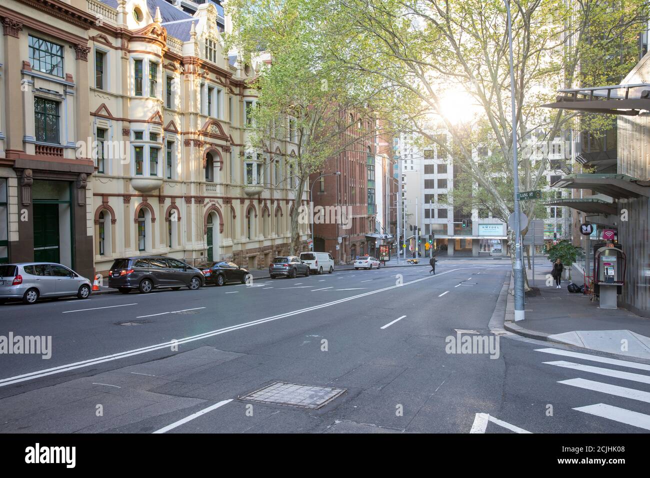 Sydney, Australie. Mardi 15 septembre 2020. Les rues désertes du centre-ville de Sydney pendant les heures de pointe habituelles en début de soirée, car les préoccupations de COVID 19 permettent aux employés de bureau de travailler de chez eux. Credit Martin Berry/Alamy Live News Banque D'Images