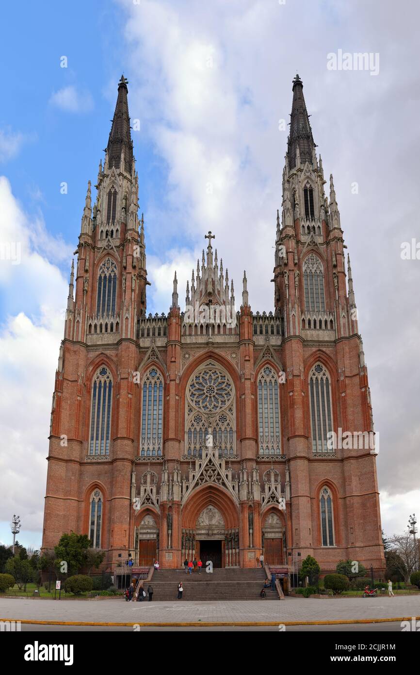 La paroisse « notre Dame des Sorrows » est la principale église catholique de la ville de la Plata, capitale de la province de Buenos Aires en Argentine, et l'une des larves Banque D'Images