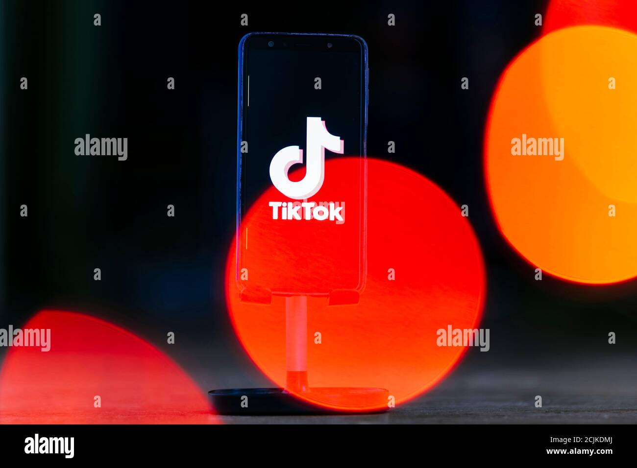 Nuremberg, Allemagne. 15 septembre 2020. Le groupe logiciel et matériel Oracle remporte le concours pour l'application vidéo chinoise TikTok. (Image de symbole, image de thème) | utilisation dans le monde crédit : dpa/Alay Live News Banque D'Images