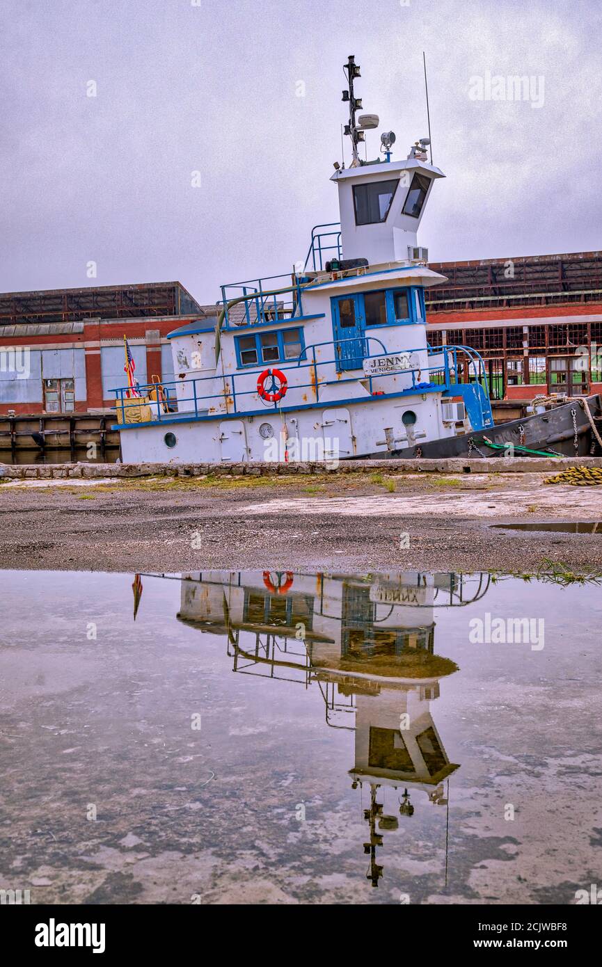 Bateau à vapeur amarré Banque D'Images
