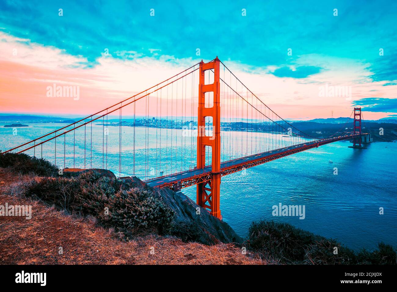 Célèbre Golden Gate Bridge, San Francisco, le traitement photographique spécial. Banque D'Images