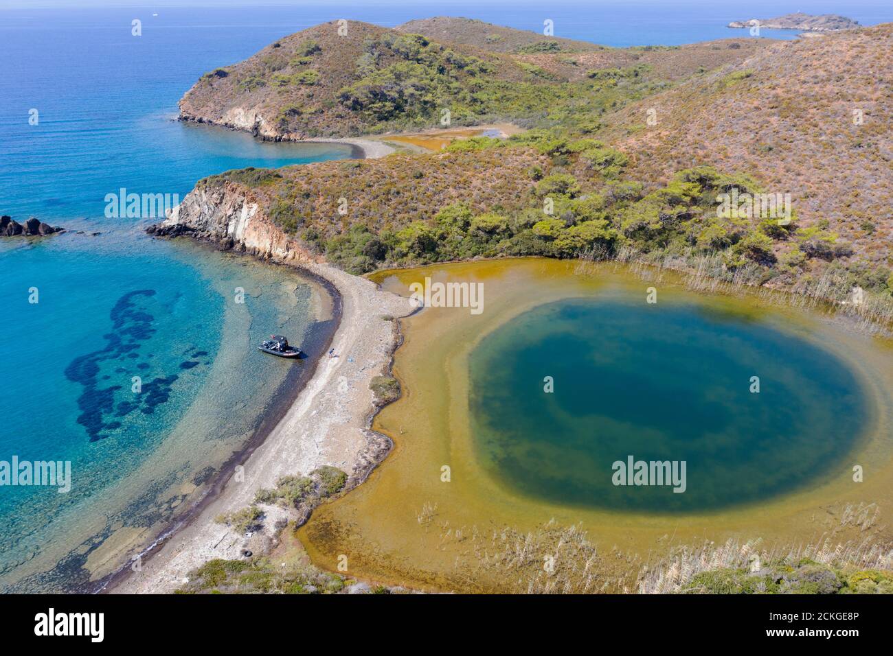 Vue aérienne du lagon côtier dans la baie de Koyun Cape Gokova Environnement spécial zone protégée Turquie Banque D'Images